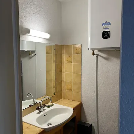 Les Floralies 2, 40 M2, 1 Chambre, Climatisation, Dans Avec 2 Piscines Le Grau-du-Roi